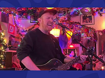 Gavin James: Live From Banaghe...